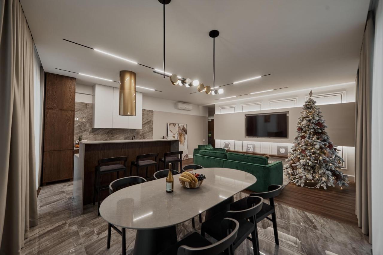Kostjukowski Apartments Avalon リヴィウ エクステリア 写真