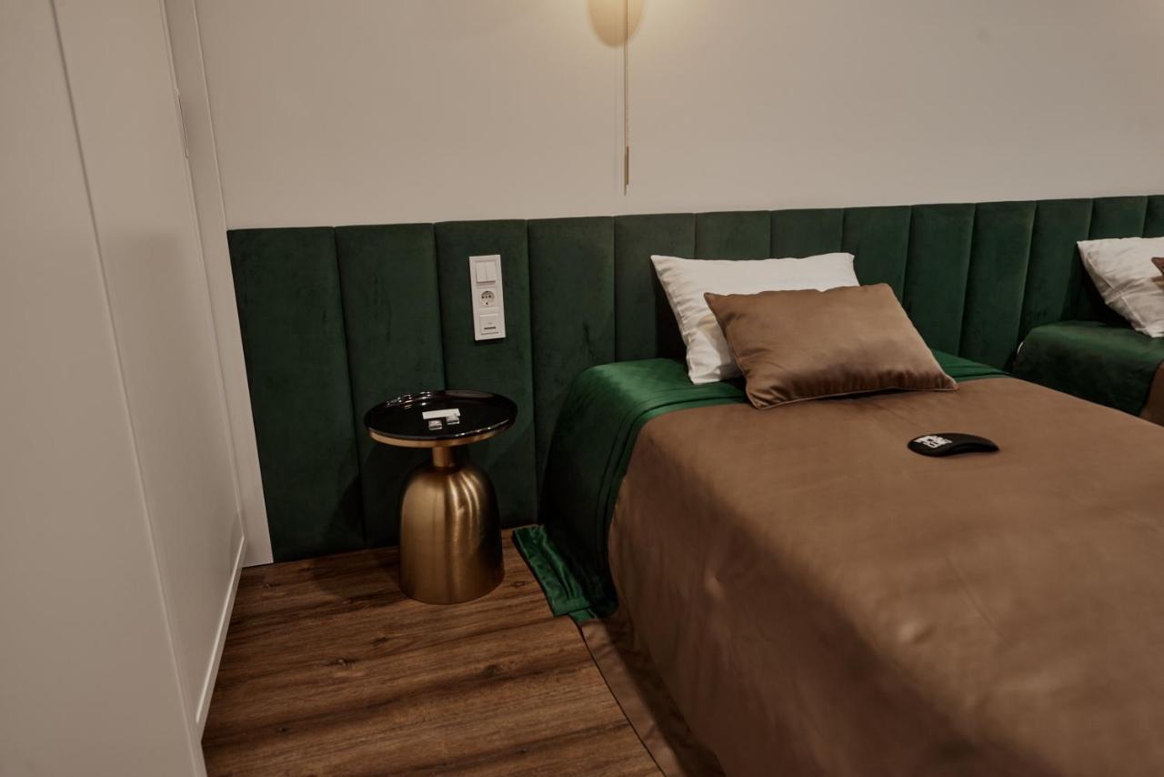 Kostjukowski Apartments Avalon リヴィウ エクステリア 写真